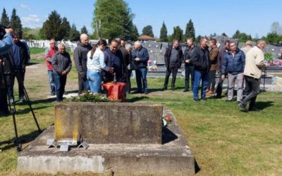 Brod: Na gradskom groblju pomen za 88 ubijenih Srba (FOTO)